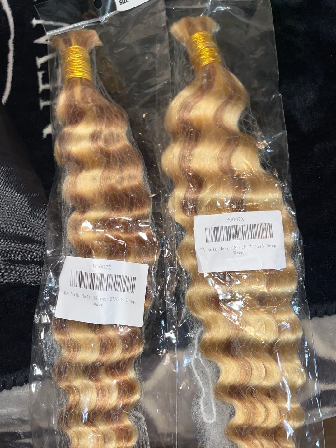 Customer photo review of #27/#613 Piano Color Deep Wave Bulk Hair Extensions for Braiding