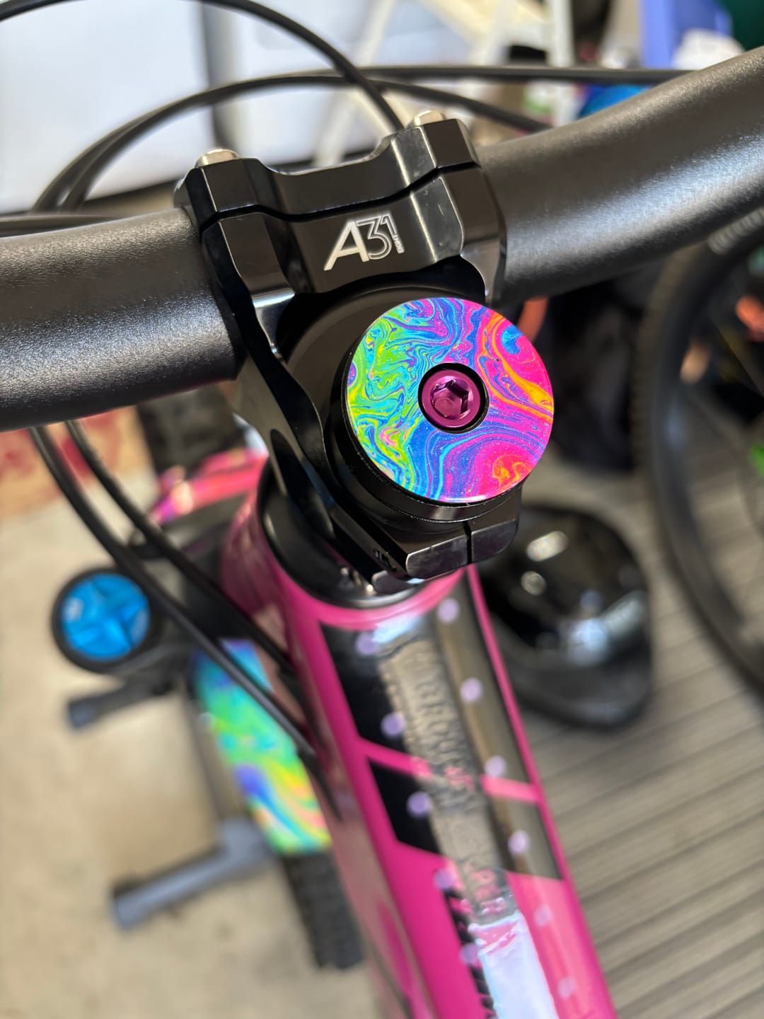 Customer photo review of Oil Slick Topcap