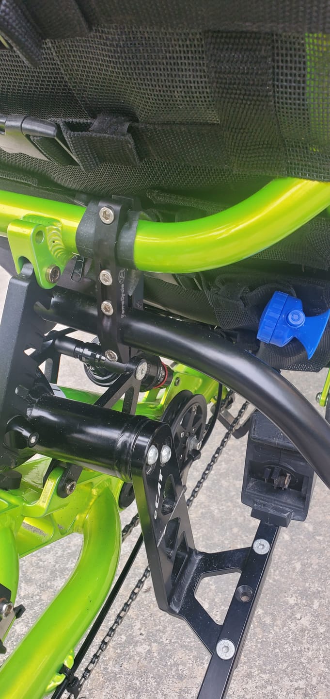 Customer photo review of 4-Bolt Double-Ended Clamp