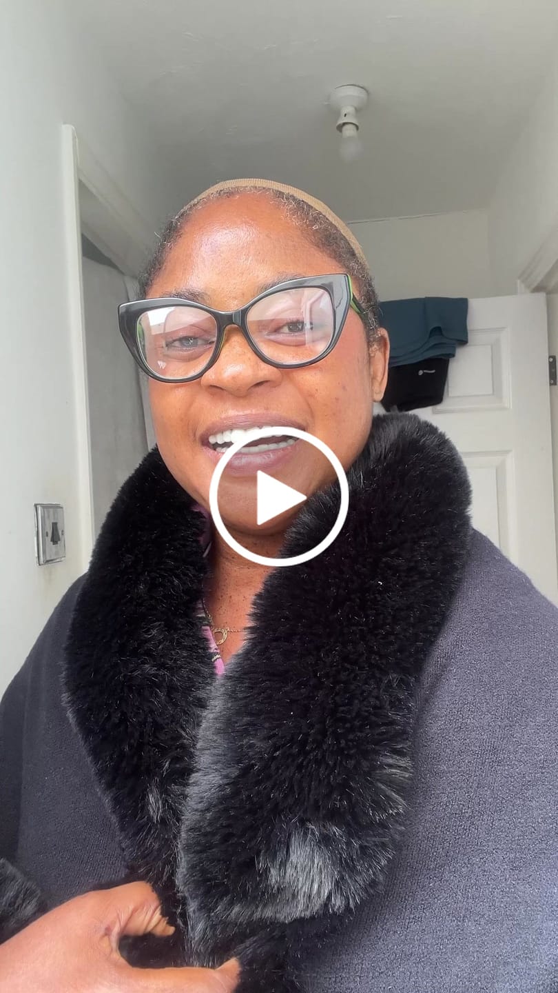 Customer video review of Click-in Veneers 4.0