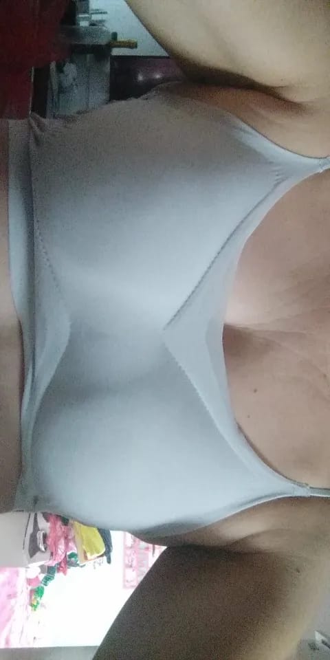 Customer photo review of Breeze Silk Halter Bra