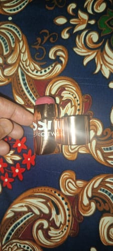 Customer photo review of O.TWO.O GLOW COLOR BOUNCE MOUSSE BLUSH