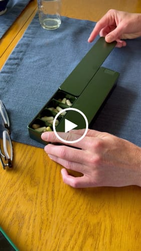 Customer video review of Weekly AM-PM Vitamin XL Case 2.0