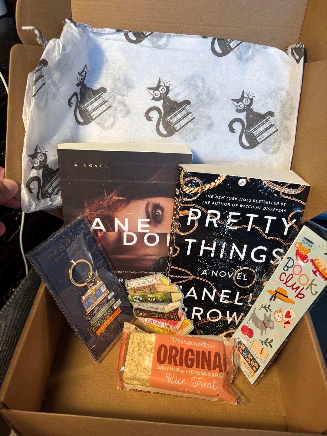 Customer photo review of Quarterly Mystery/Thriller Book Box