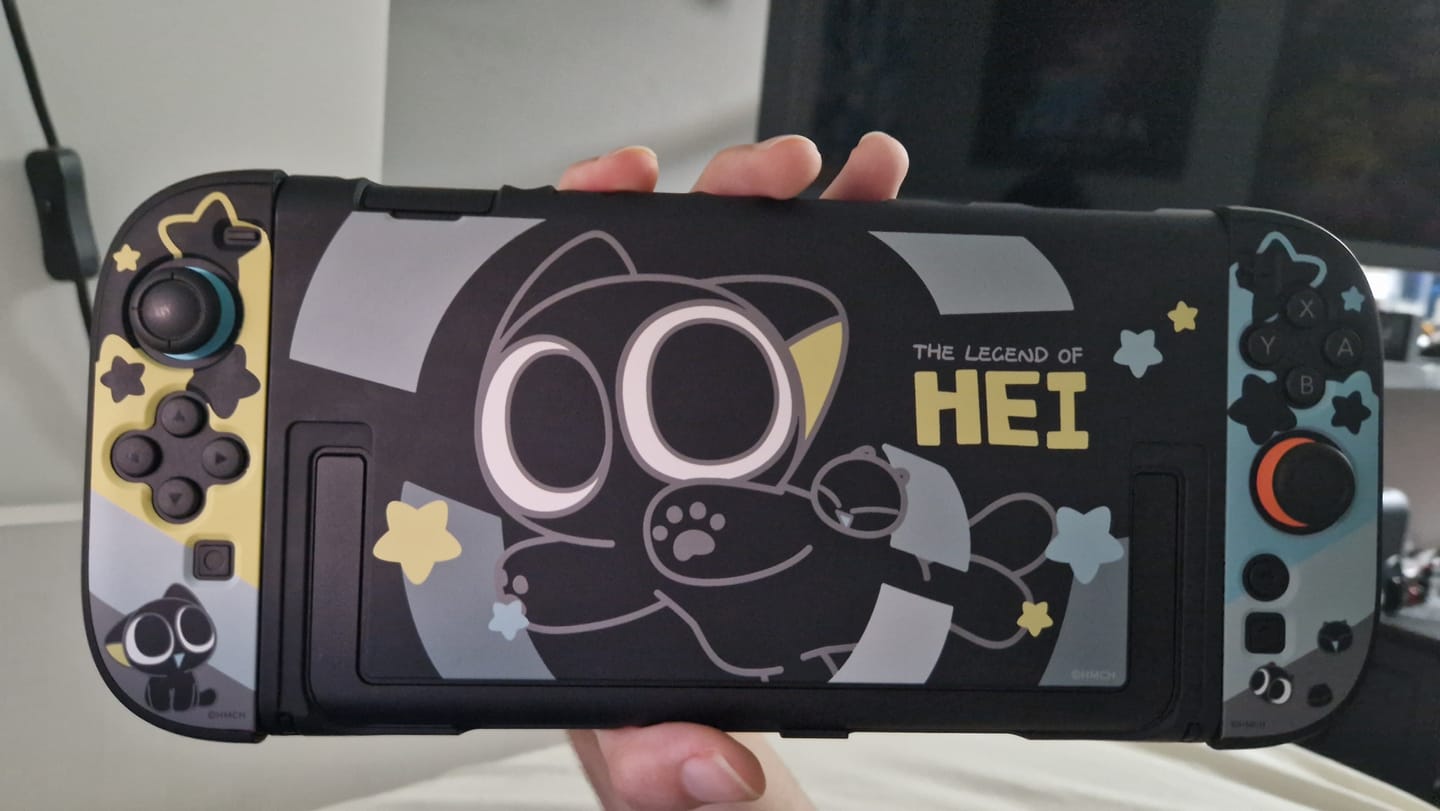 Customer photo review of GeekShare x HEI Series Protective Case & Thumb Grip Caps & Carrying Bag for Switch 2