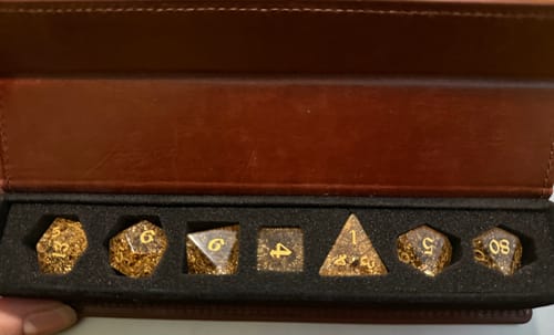 Customer photo review of Gold Honey Lightning Cracked Glass DND Dice Set