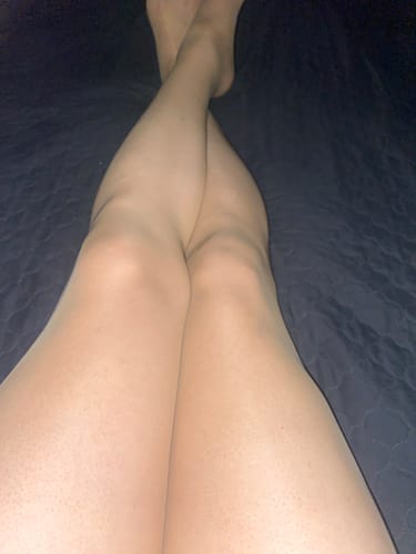 Customer photo review of PLAY -  FREE HUGGING SEAMLESS TIGHTS - SHEER