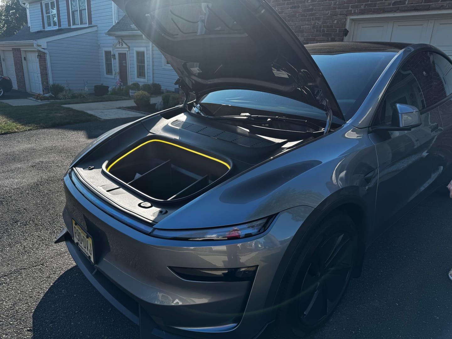Customer photo review of Front Trunk Ambient LED Light Strip For Model Y/Y Juniper