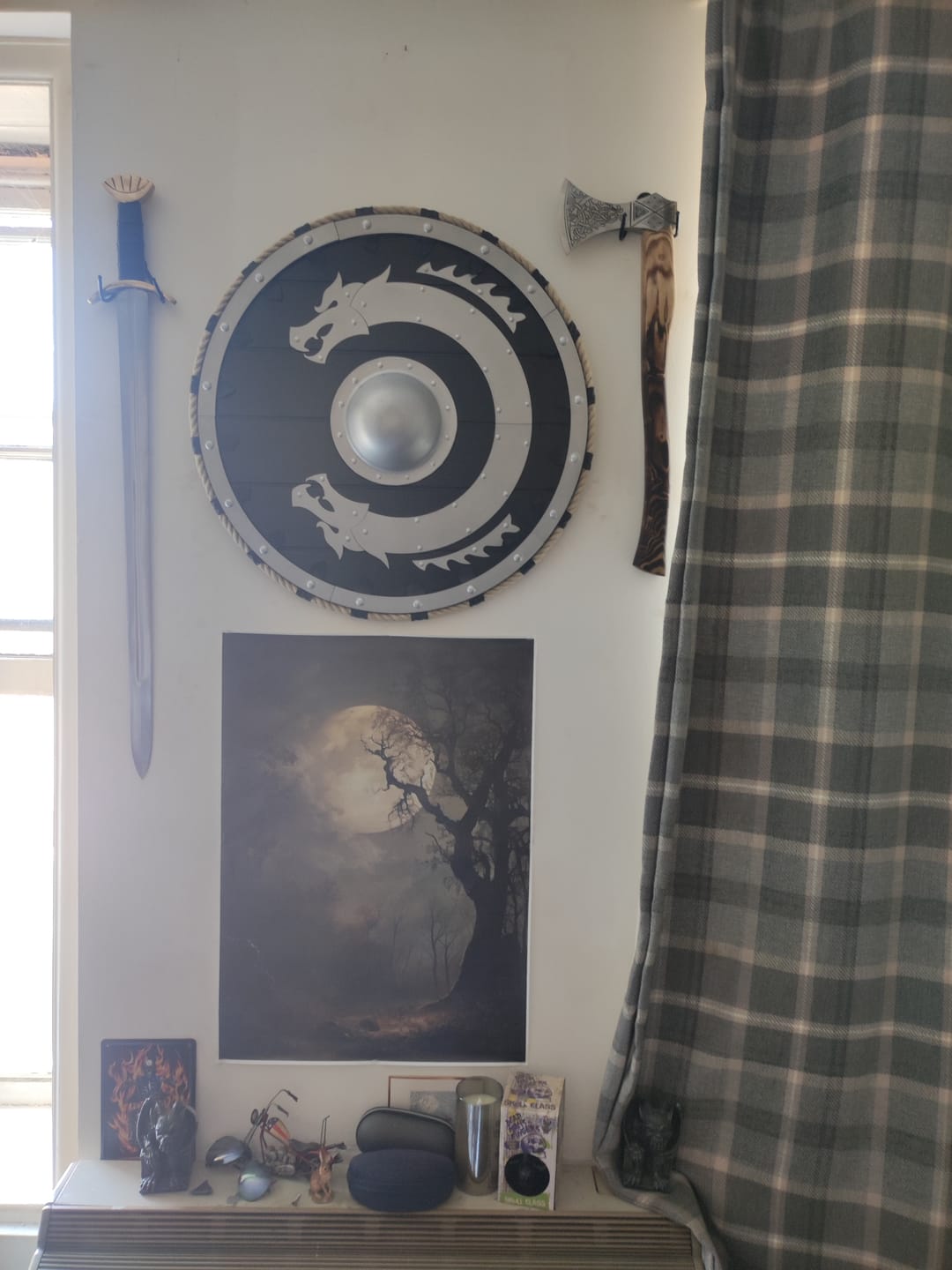 Customer photo review of Dragon Shield - Trollkors