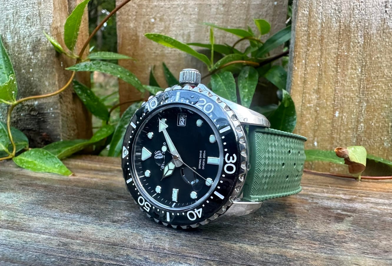 Customer photo review of Tropical Rubber - Grenade Green