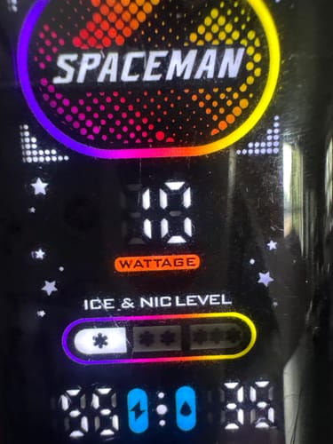 Customer photo review of SMOK Spaceman - SP40000 - 40000 Bouffées - 2% de nicotine - Puff Jetable / Vape Disposable