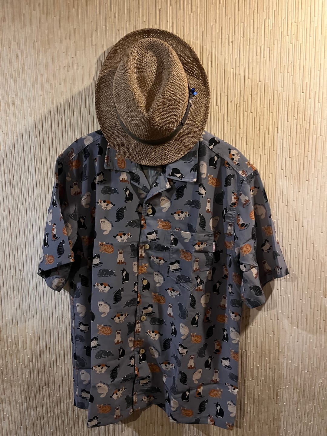 Customer photo review of 「ネコ図鑑」総柄プリントアロハシャツ