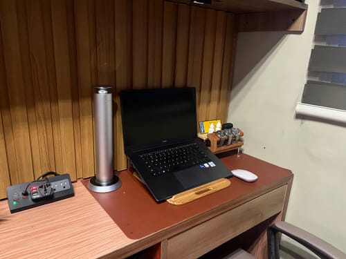 Customer photo review of Sleek Advanced