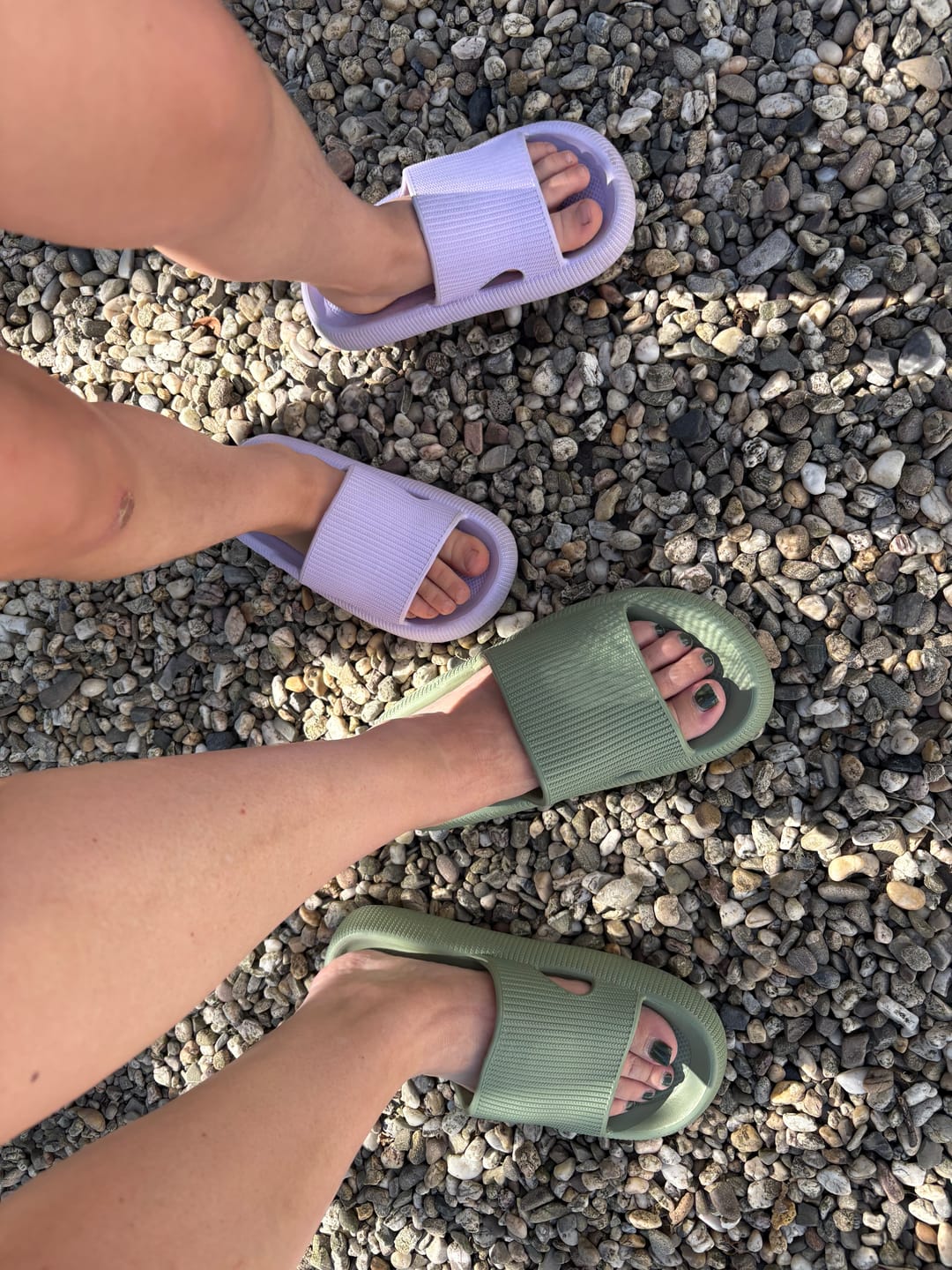 Customer photo review of HappyFlops Kids