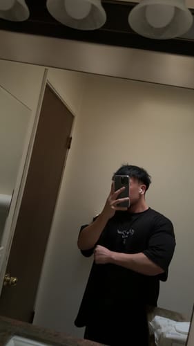 Customer photo review of Florae 'Midnight Bloom' Box T-Shirt