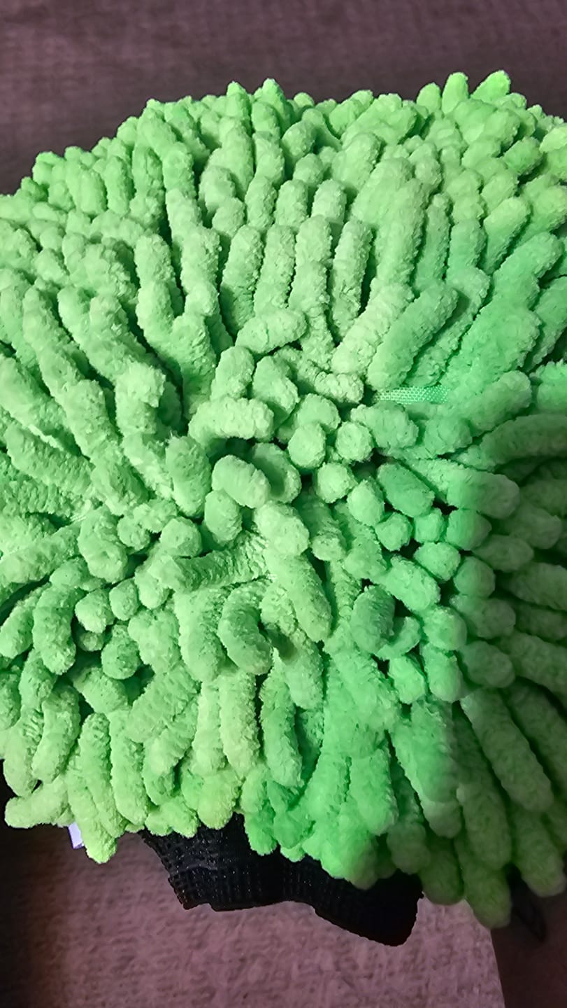 Customer photo review of 80Eighty® Car Wash Mit