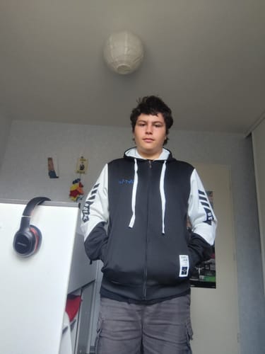 Customer photo review of Unisex Trandy Band Cos Zip Up Hooded Jacket