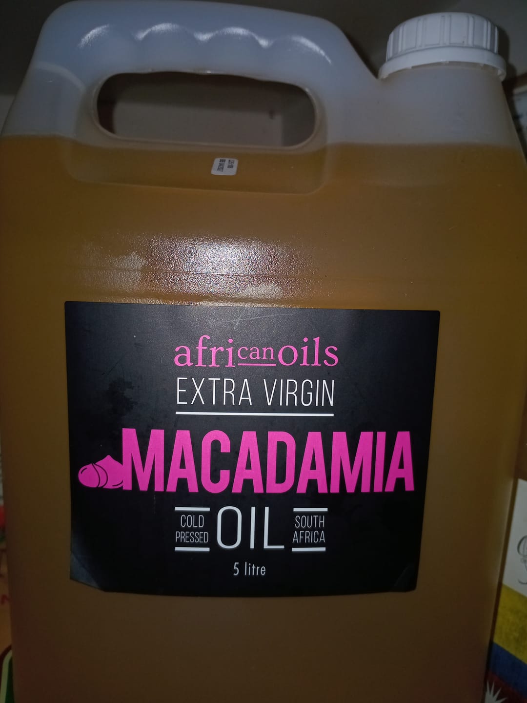 Customer photo review of 5L Cold-Pressed Macadamia Oil - Mbombela