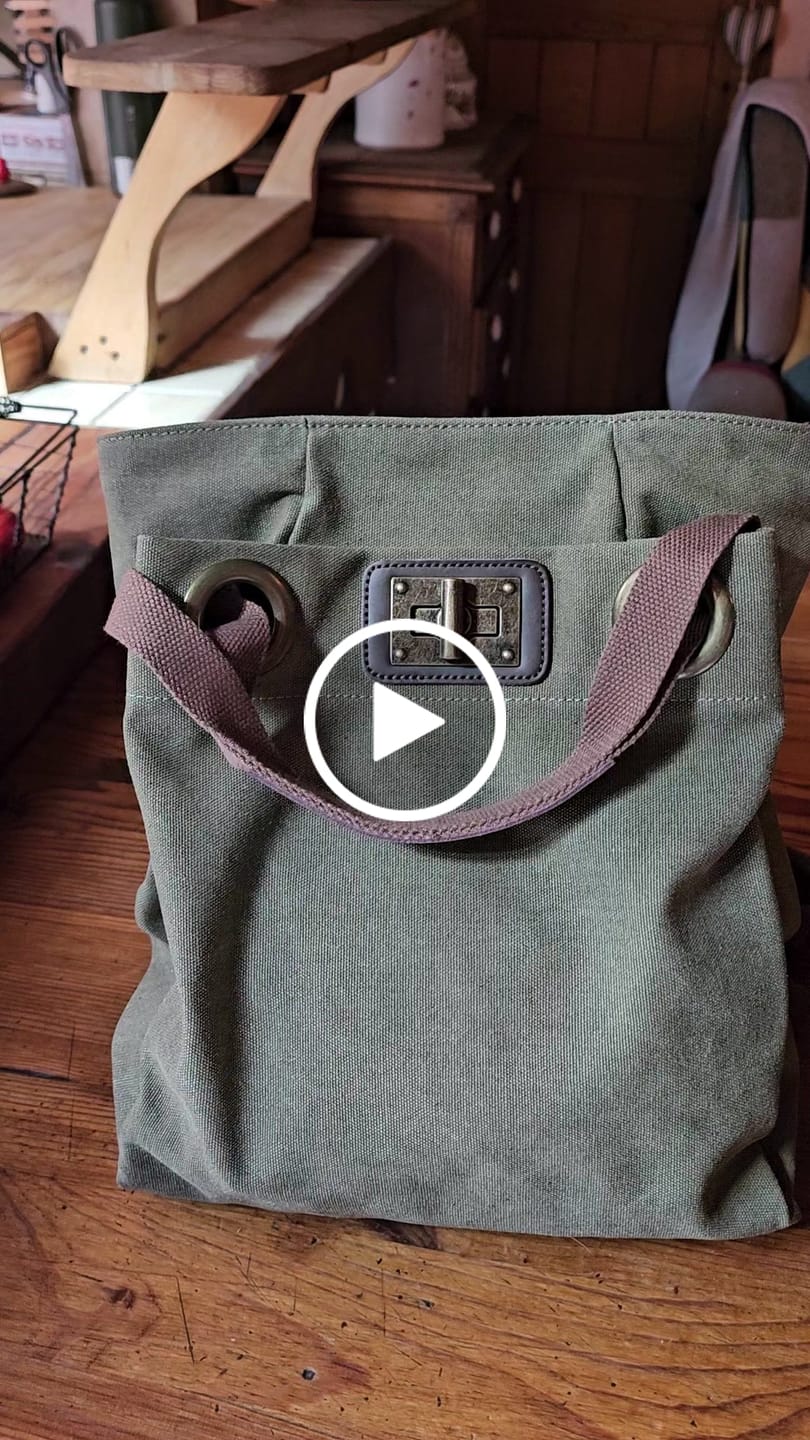 Customer video review of PONT-DES-ARTS - Sac à Dos
