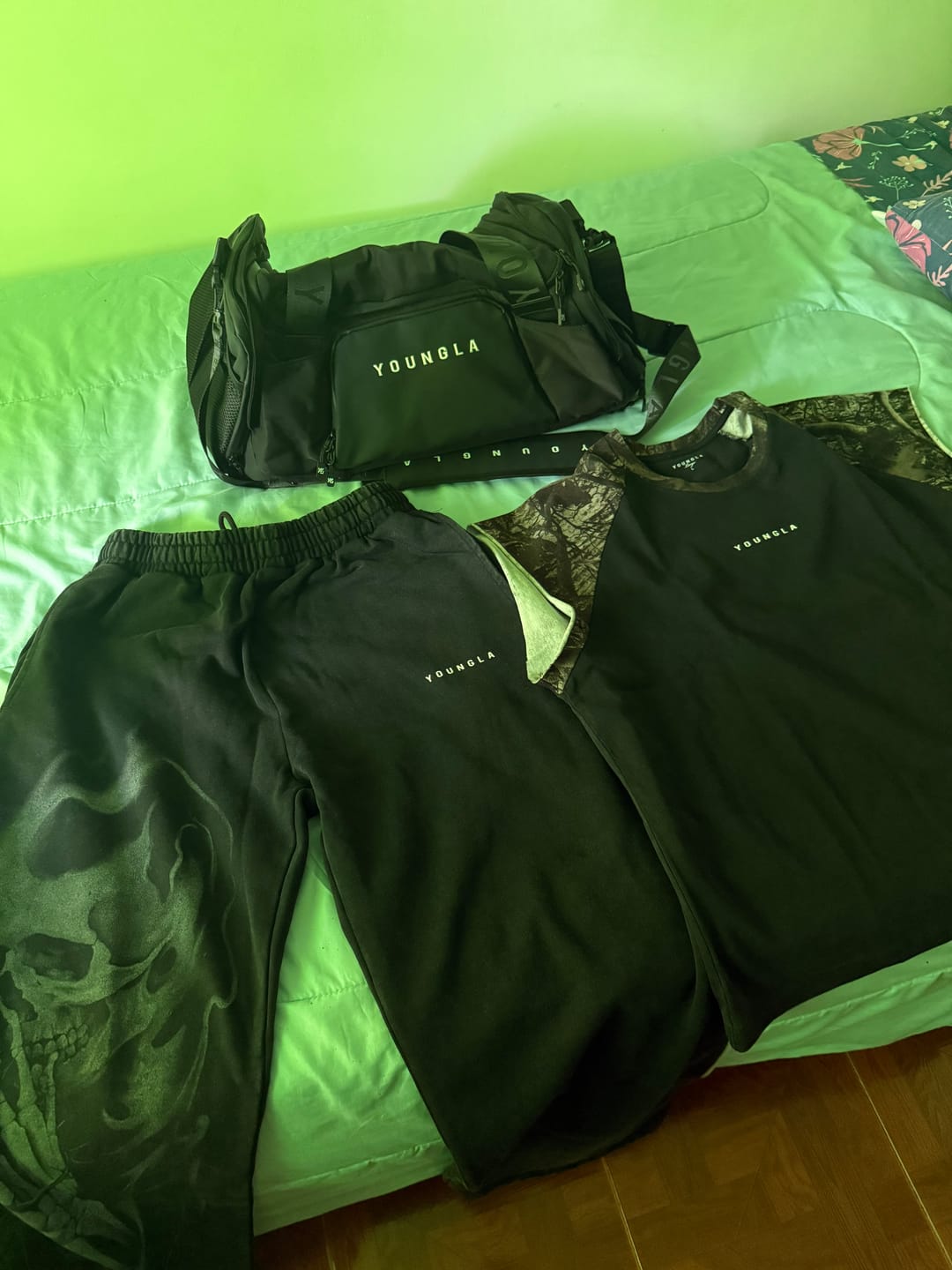 Customer photo review of 741 Hybrid Duffle Backpacks