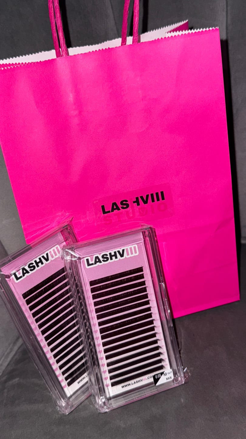 Customer photo review of Brown LUX lashes 0.05 Mix M curl