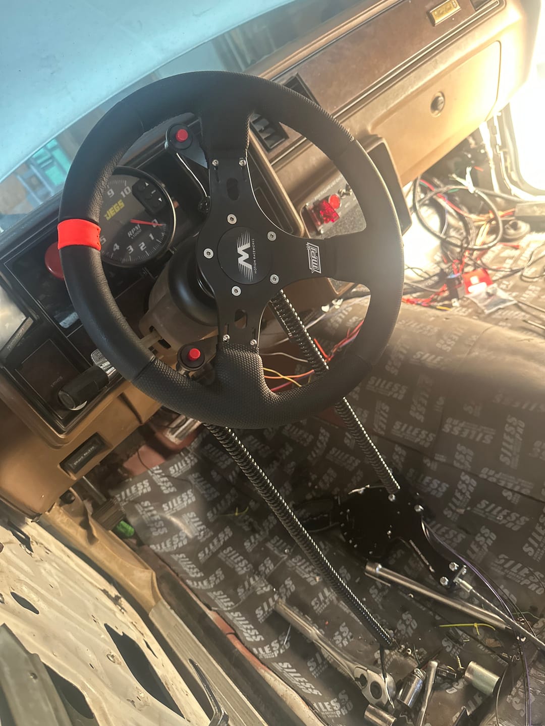 Customer photo review of Motion GM/Ford Bolt-On SFI Steering Quick Release Hub 5/6 Bolt Pattern 15-270