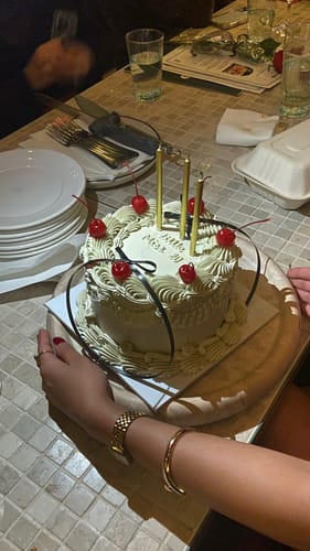 Customer photo review of scarlett