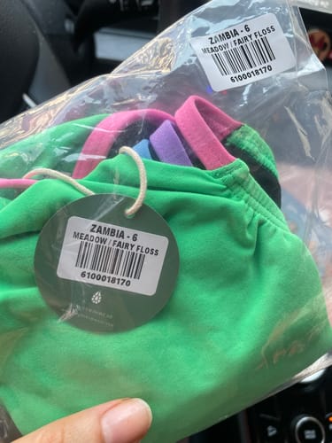 Jiyoung review of ZAMBIA ONE PIECE || Meadow|Fairy Floss image 1 out of 1