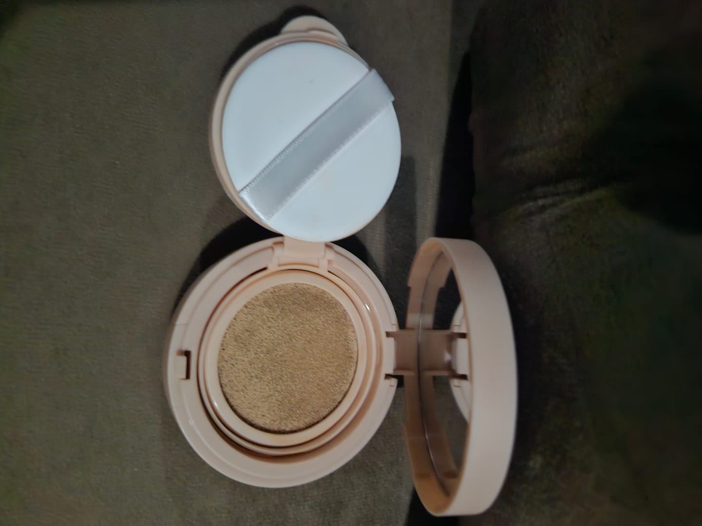 Customer photo review of O.TWO.O VITALITY NEW SKIN CUSHION BB CREAM