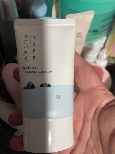 Customer photo review of 1025 Dokdo Sunscreen SPF 50+, PA++++