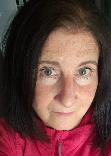 Customer photo review of Instant Dye Shampoo