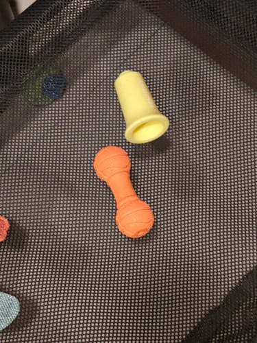 Customer photo review of LaRoo萊諾 發聲小啞鈴 橡膠玩具 狗狗玩具