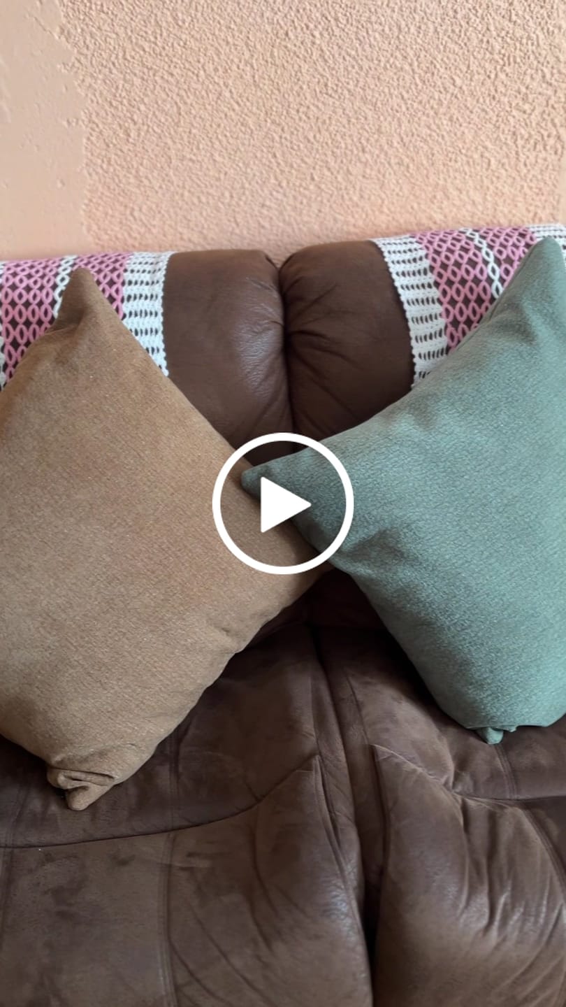 Customer video review of Seasonal Scatter Cushion - Slouch Husk *