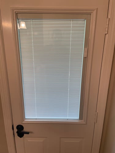 Customer photo review of Blink Enclosed Blinds - 24" x 38" Frame Kit