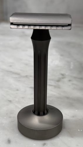 Customer photo review of Blackbird Titanium Stand