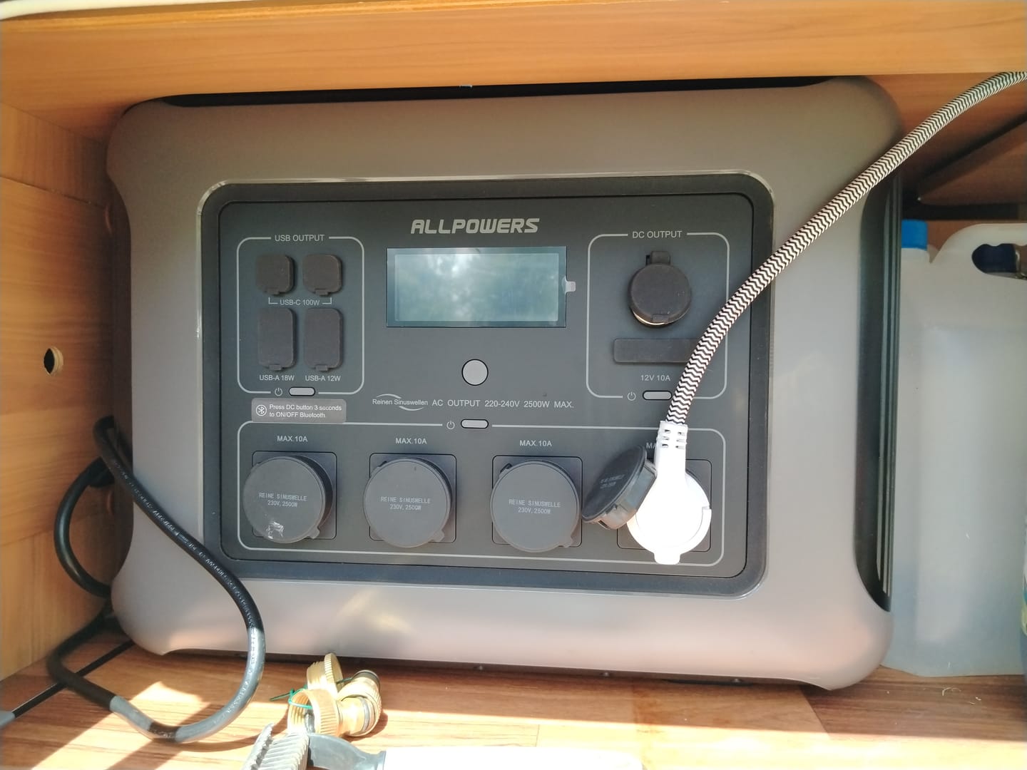 Customer photo review of ALLPOWERS R2500 Station électrique portable 2500W 2016Wh