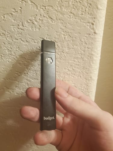 Customer photo review of 1 Gram Delta-8 THC Full Spectrum Vape Pen | NYC Diesel - Sativa