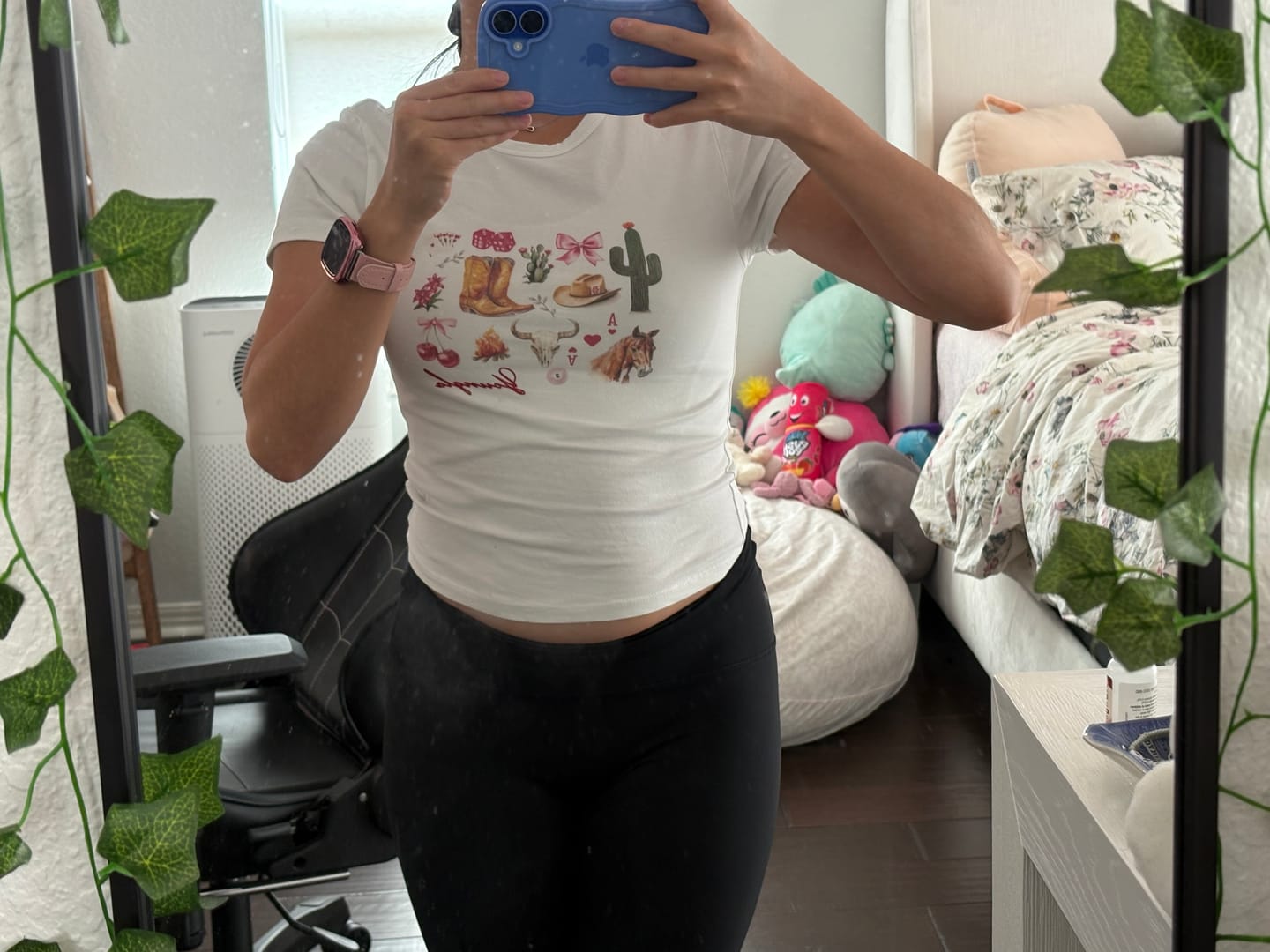Customer photo review of W401 Vintage Baby tee