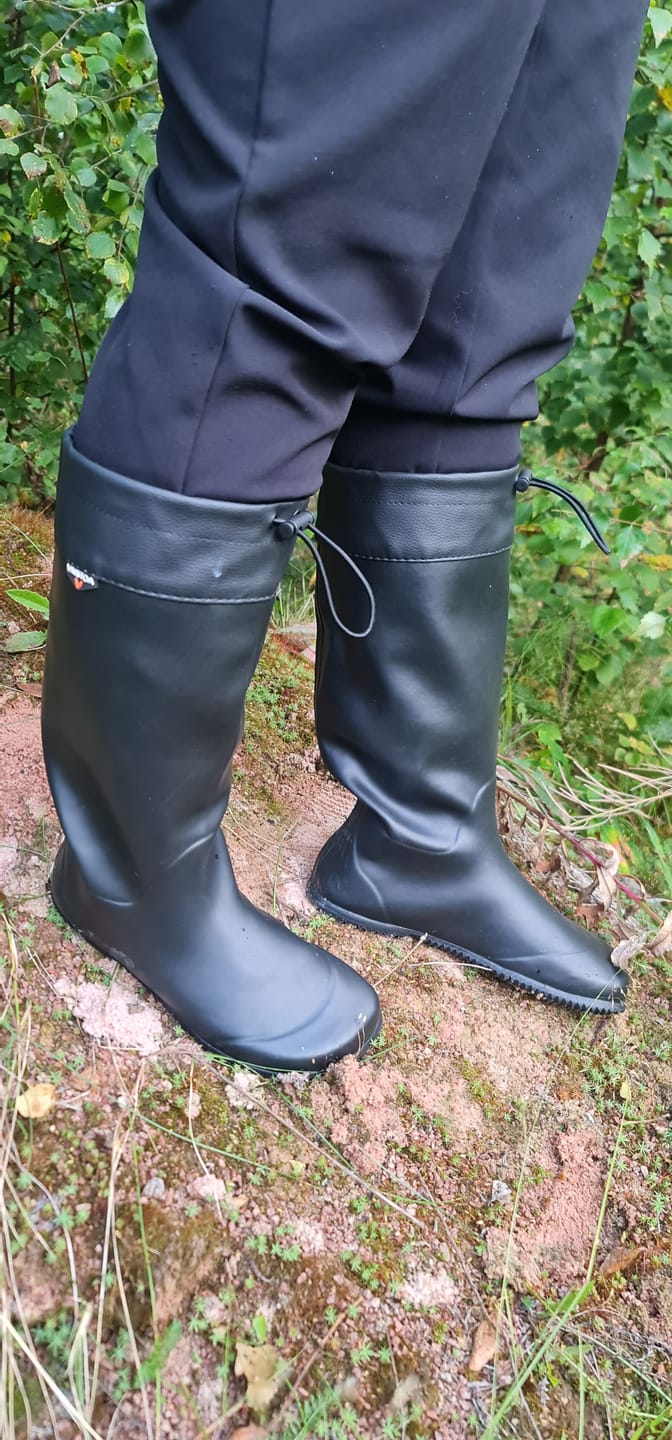 Customer photo review of Vaistoa Katve 2 | Rubber Barefoot Rain Boots