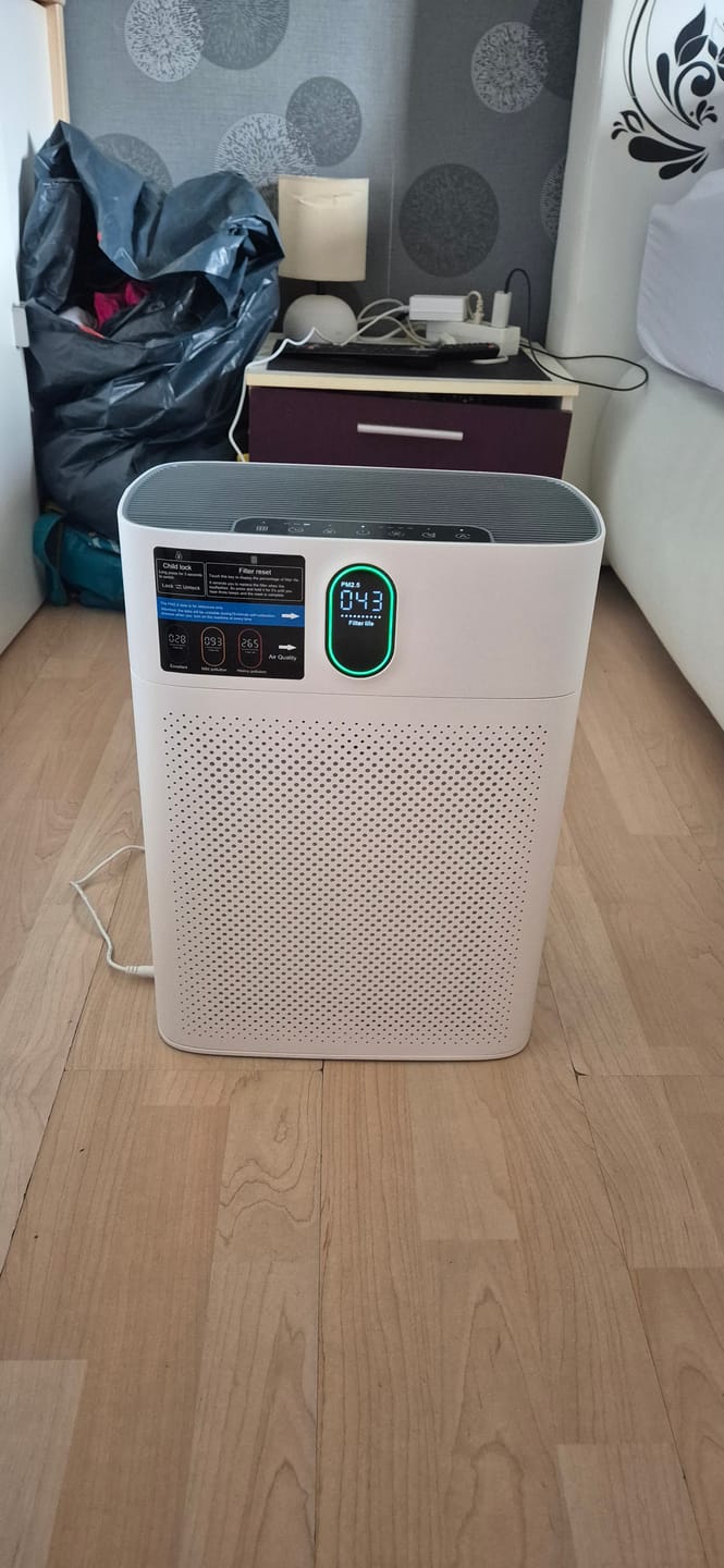 Customer photo review of Smart Luftreiniger V1 Pro – Leistungsstarke HEPA-Filterung mit PM2.5-Sensor, App- und Sprachsteuerung für saubere Raumluft