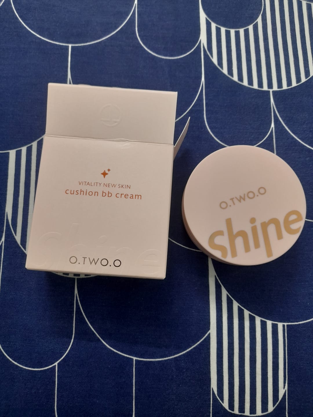 Customer photo review of O.TWO.O VITALITY NEW SKIN CUSHION BB CREAM