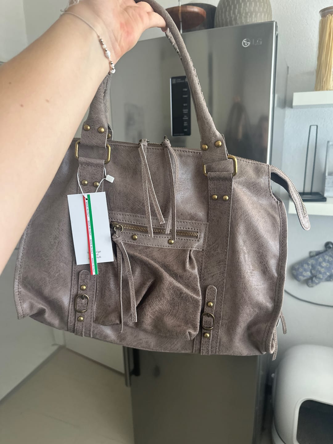 Customer photo review of It girl bag taupe