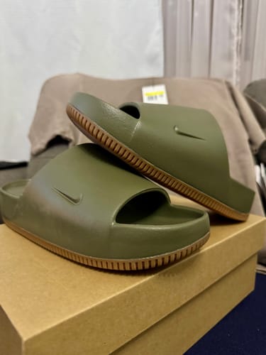 Customer photo review of Nike Calm Slide Medium Olive