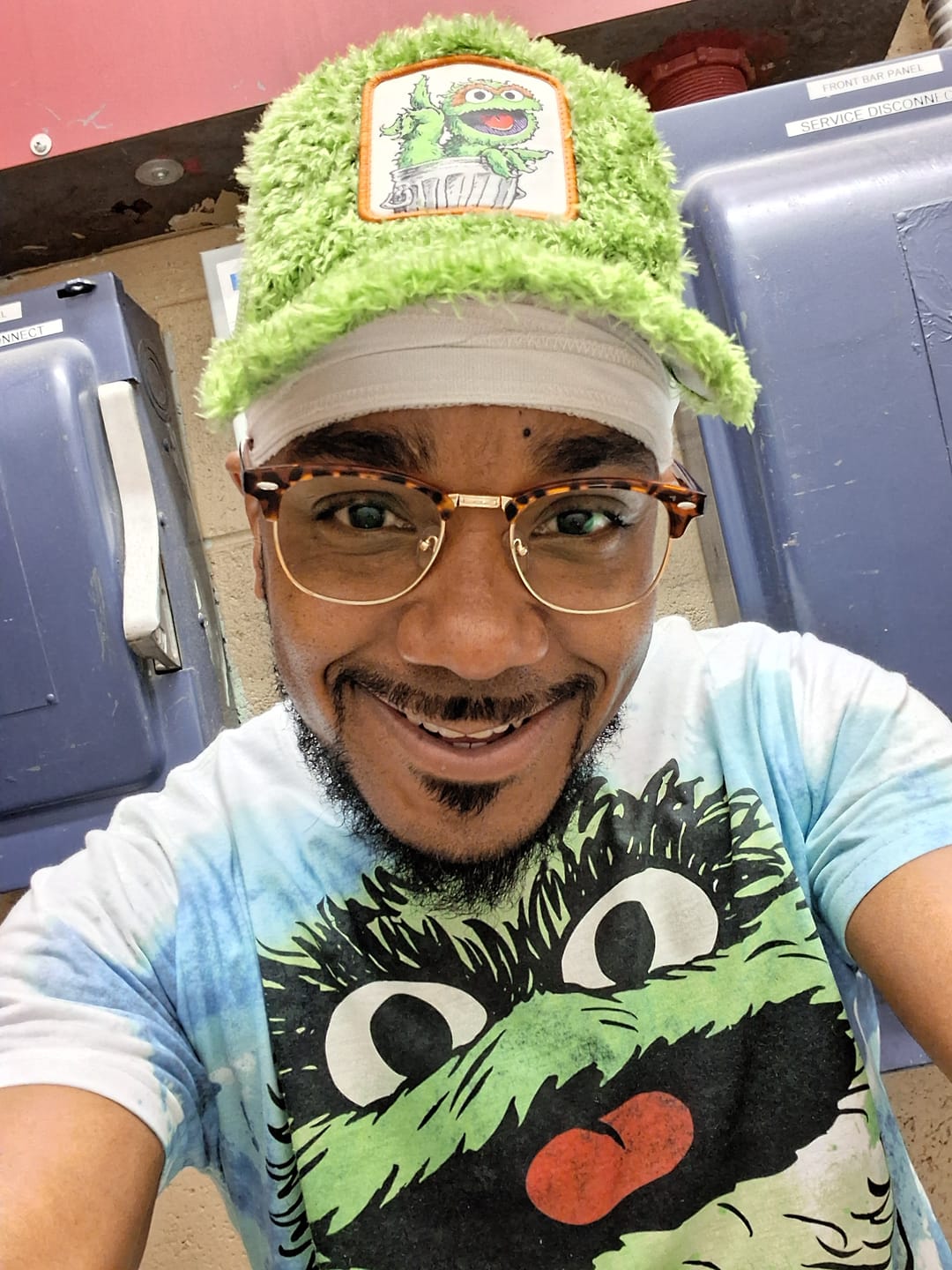 Customer photo review of OVERLORD X Sesame Street: Oscar The Grouch