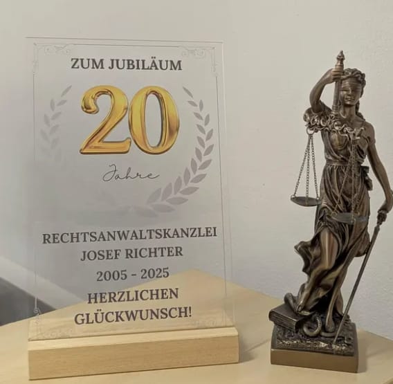 Customer photo review of 25 Jahre Jubiläum Geschenk oder 10 jähriges Firmenjubiläum, Bestes Team der Welt Geschenk Jahrestag, Team Geschenk, Jubiläum Firma
