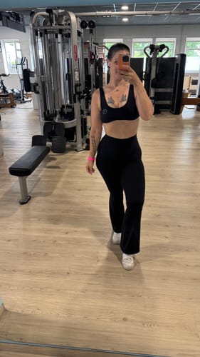 Customer photo review of LUXE Core Sport-BH - Deep Black