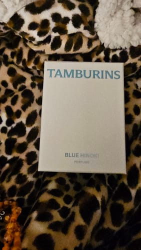 Customer photo review of TAMBURINS - PERFUME BLUE HINOKI 50ml