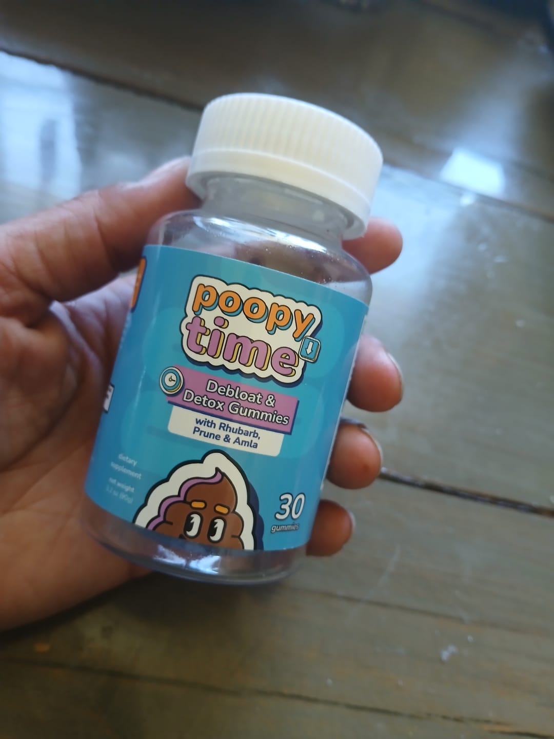 Customer photo review of Poopy Time Debloat & Detox Gummies
