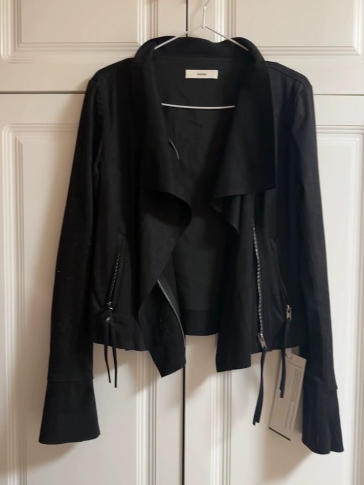 Customer photo review of IAMXIAA Cropped Moto Jacket with Asymmetric Zip