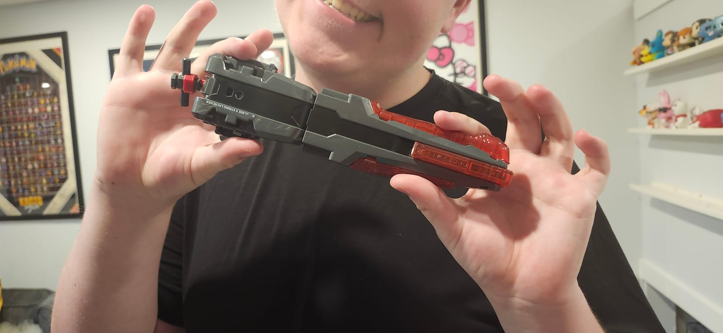 Customer photo review of Takara Tomy Beyblade X BX-41 Rubber Custom Grip Gunmetal Ver